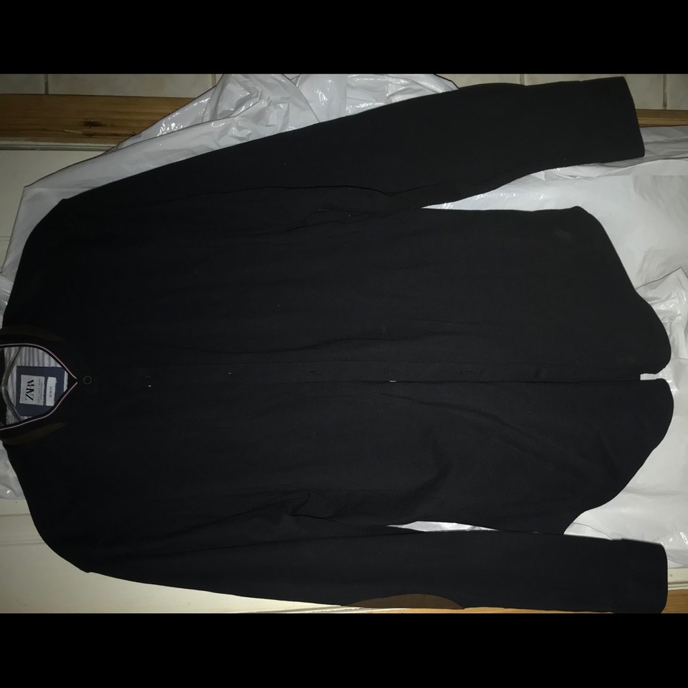 Zara - Picture 2 of 6